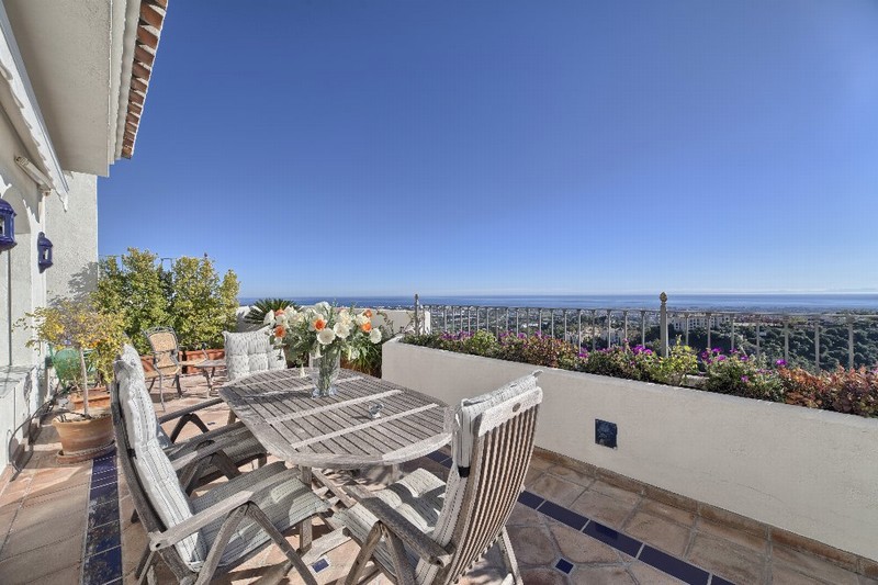 Luxe penthouse met uitzicht op zee in Colinas de Heredia